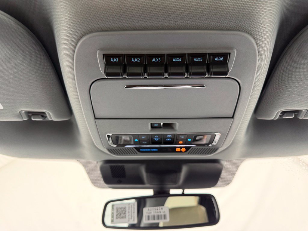 New 2026 Ford F250 Lariat w/ Black Appearance Package AWD/4WD image 44
