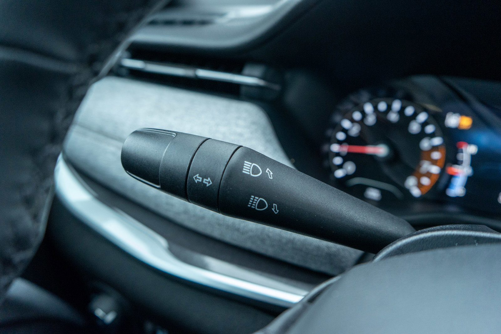 Used 2023 Jeep Compass Latitude image 25