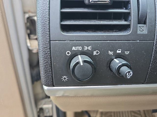 Used 2008 Chevrolet Uplander LS image 19