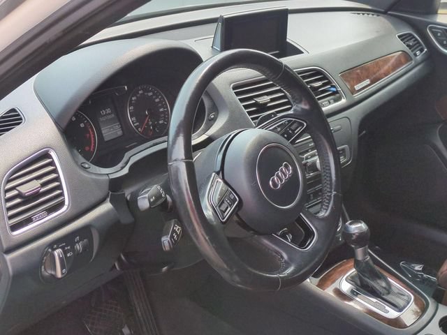 Used 2018 Audi Q3 2.0T Premium Plus w/ Premium Plus Package AWD/4WD image 15