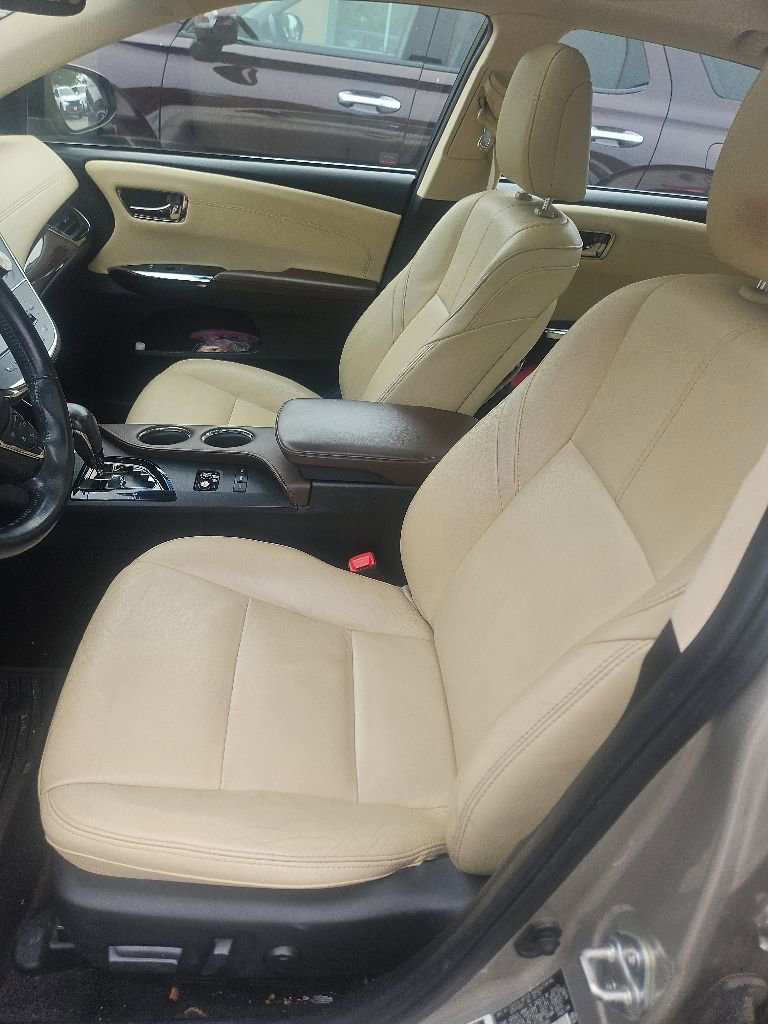 Used 2014 Toyota Avalon XLE Touring FWD image 17