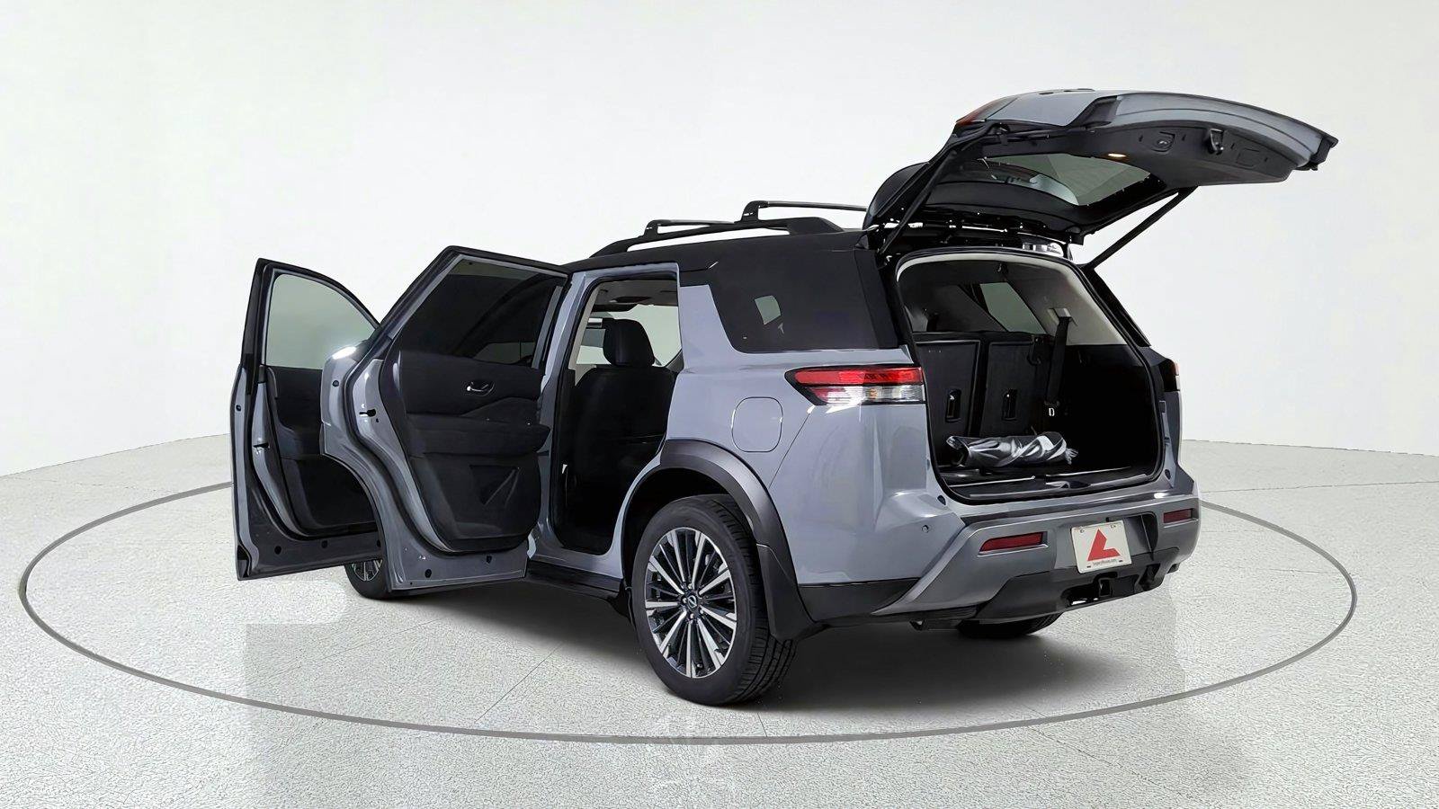 New 2026 Nissan Pathfinder Platinum AWD/4WD image 12