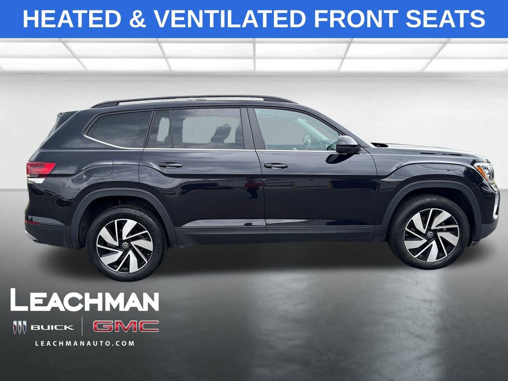 Used 2026 Volkswagen Atlas SE AWD/4WD image 2