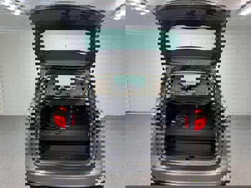 Used 2014 Ford C-MAX Energi SEL w/ Equipment Group 301A image 5