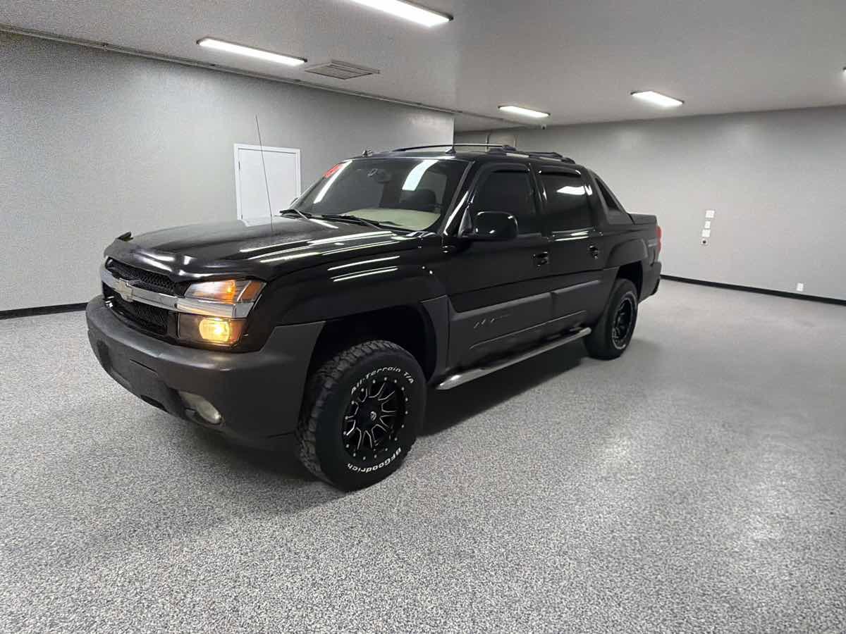 Used 2005 Chevrolet Avalanche Z71 w/ Sun And Sound Package image 7