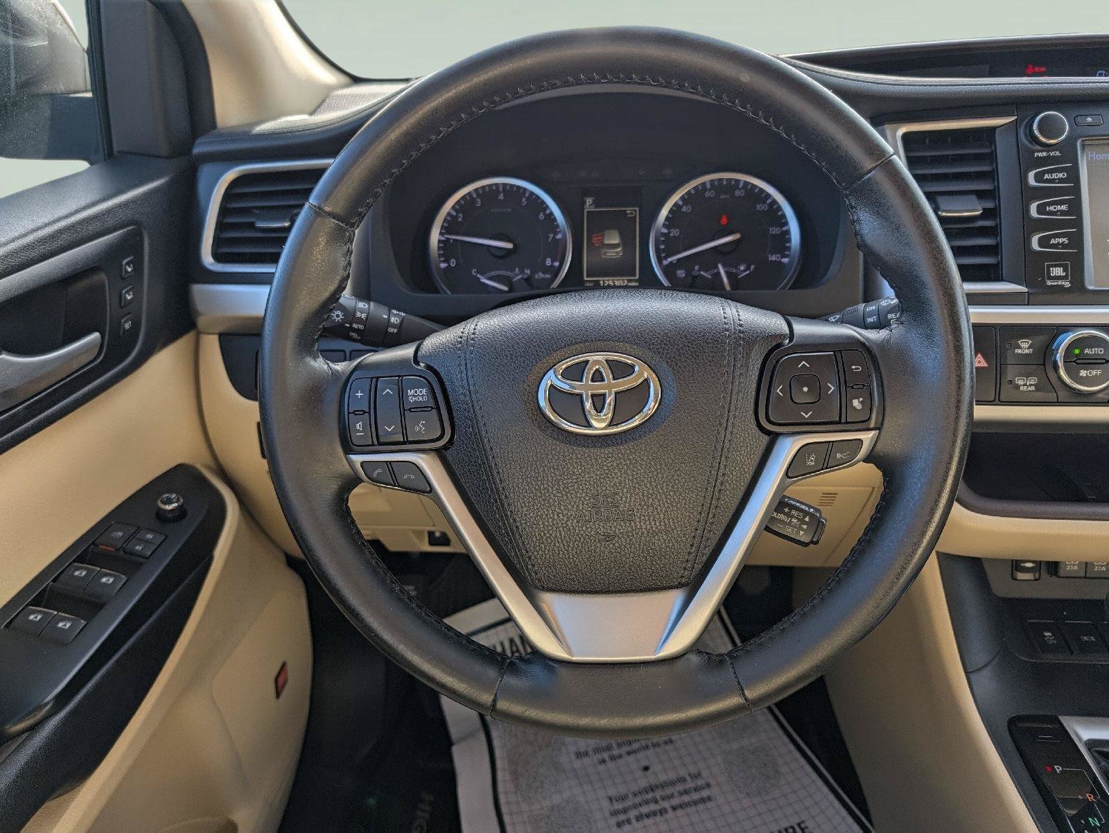 Used 2019 Toyota Highlander Limited AWD/4WD image 13