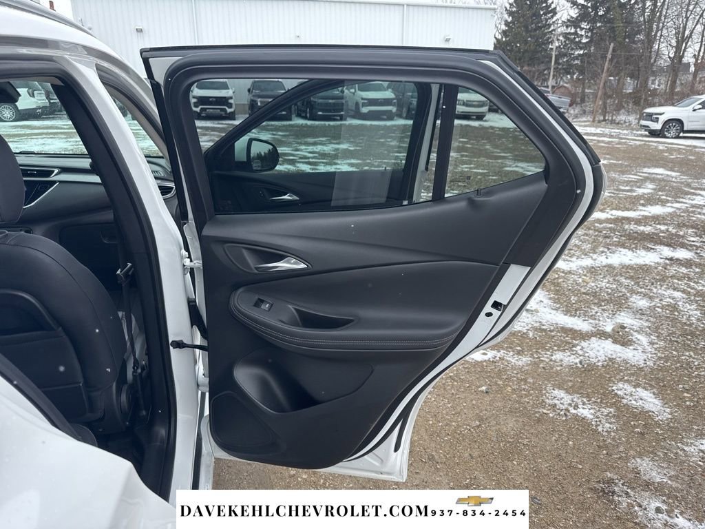 Used 2021 Buick Encore GX Essence w/ Advanced Technology Package image 28