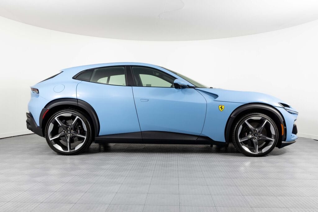 Used 2026 Ferrari Purosangue AWD/4WD image 3