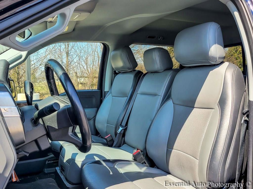 Used 2021 Ford F150 Lariat w/ Max Trailer Tow Package image 8