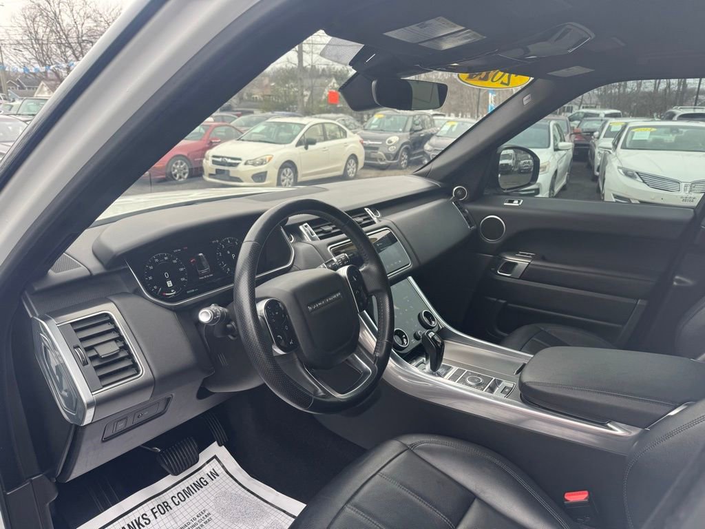Used 2020 Land Rover Range Rover Sport SE image 31