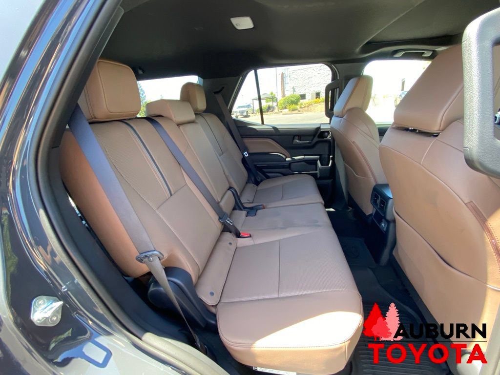 New 2026 Toyota 4Runner Limited AWD/4WD image 18
