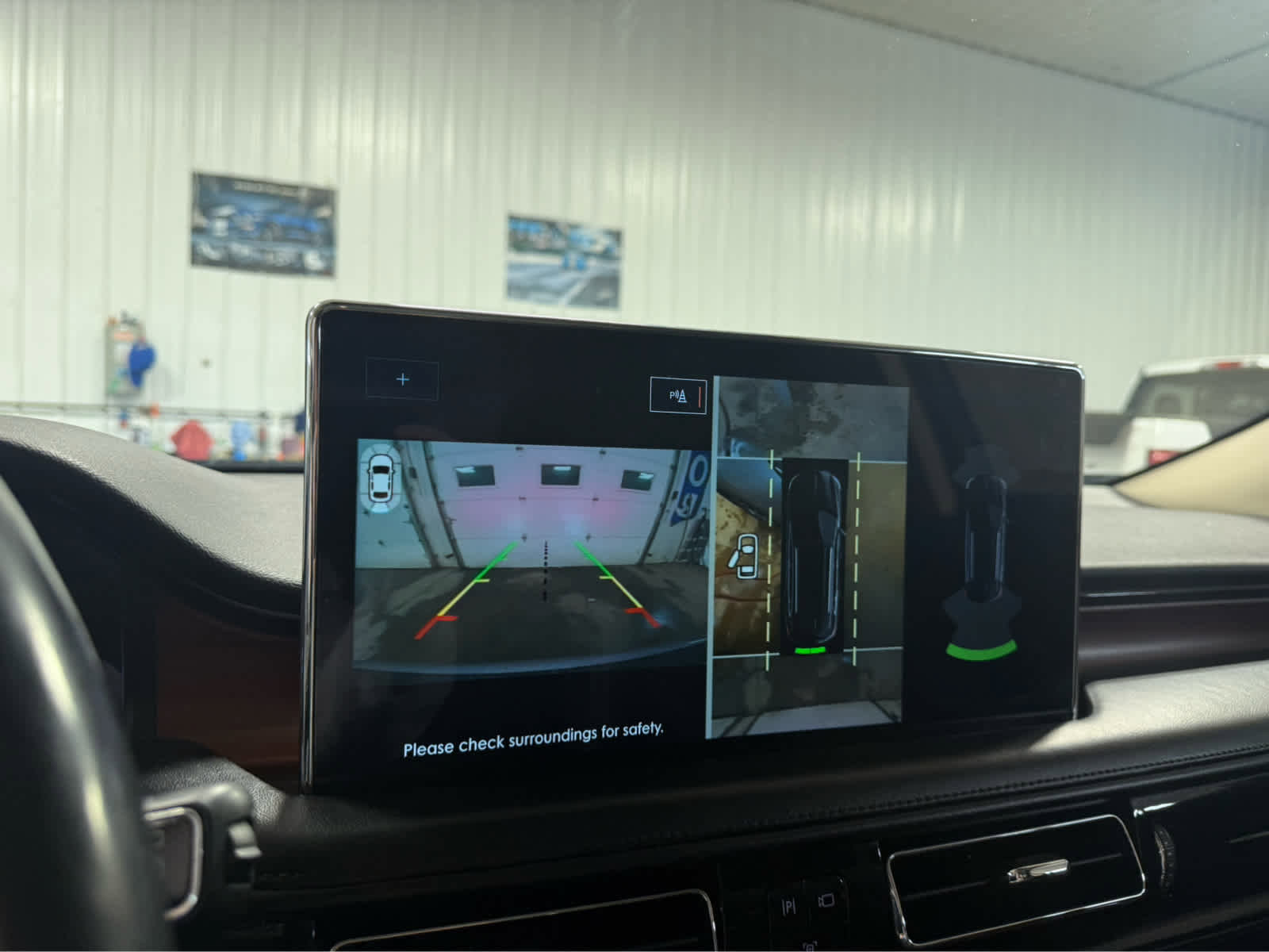 Used 2021 Lincoln Nautilus Reserve w/ Equipment Group 201A image 21