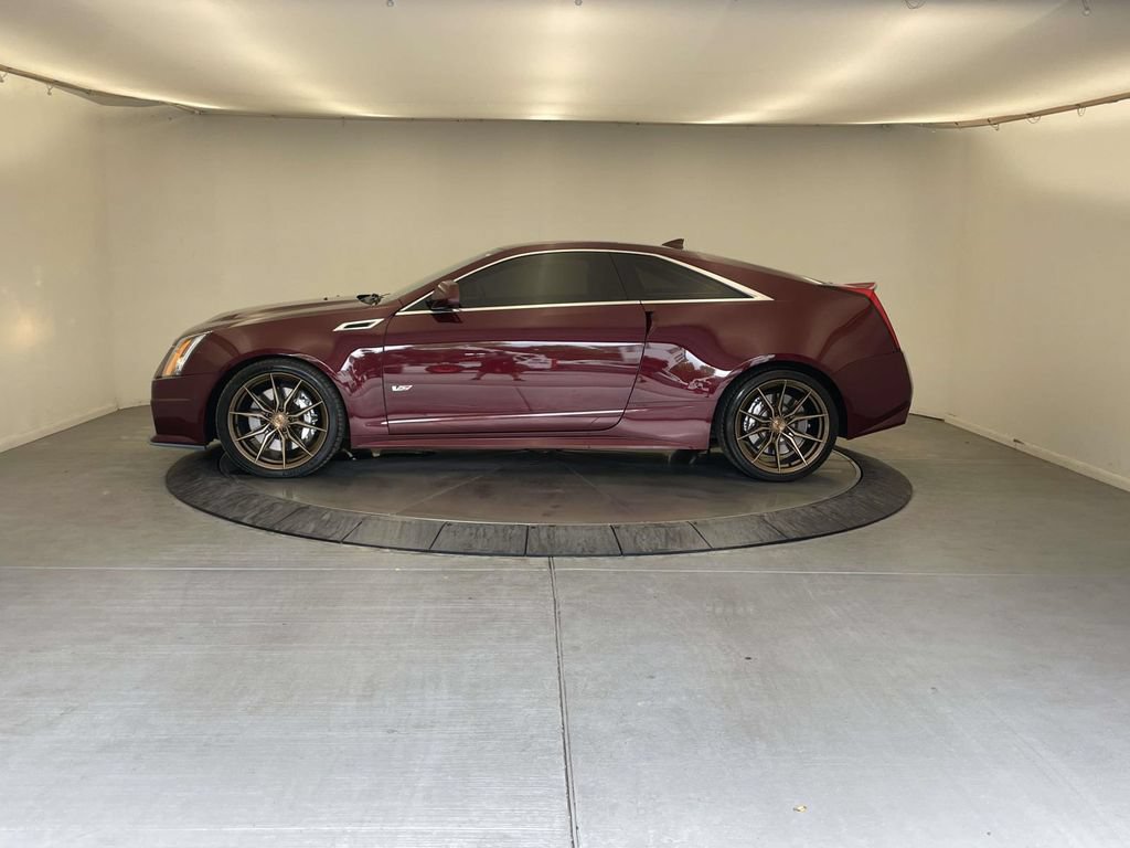 Used 2014 Cadillac CTS V RWD image 2