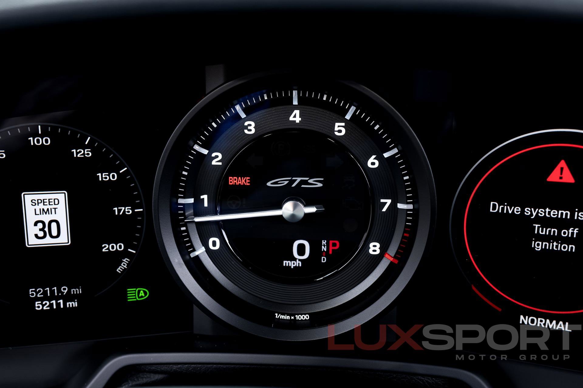 Used 2024 Porsche 911 Targa 4 GTS image 39