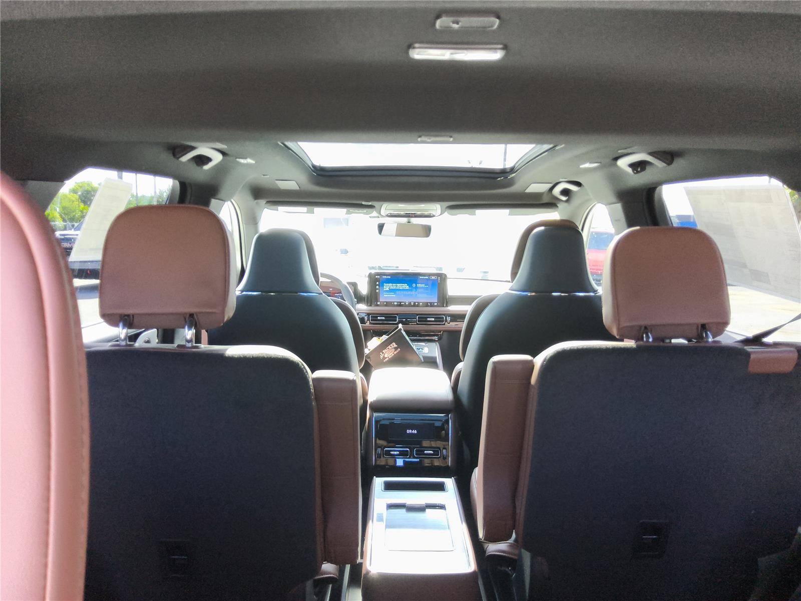 New 2026 Lincoln Aviator Reserve AWD/4WD image 22