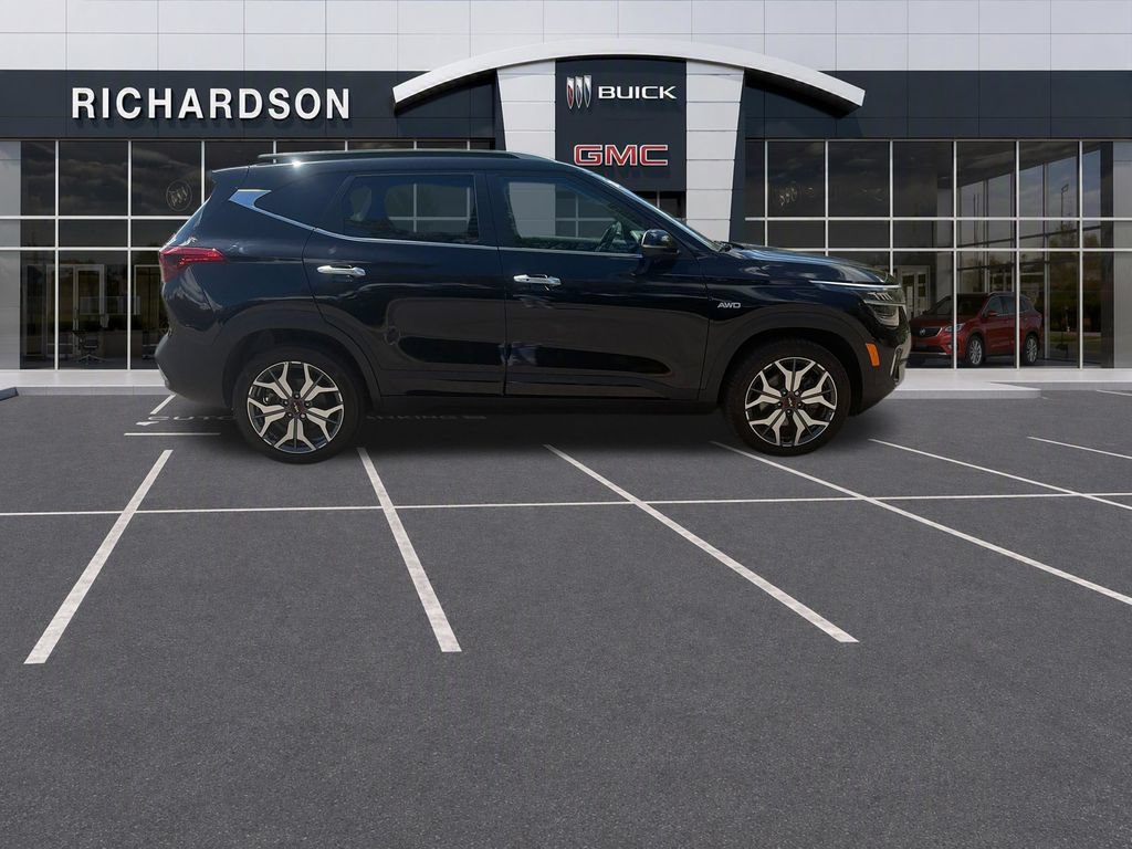 Used 2023 Kia Seltos SX AWD/4WD image 8