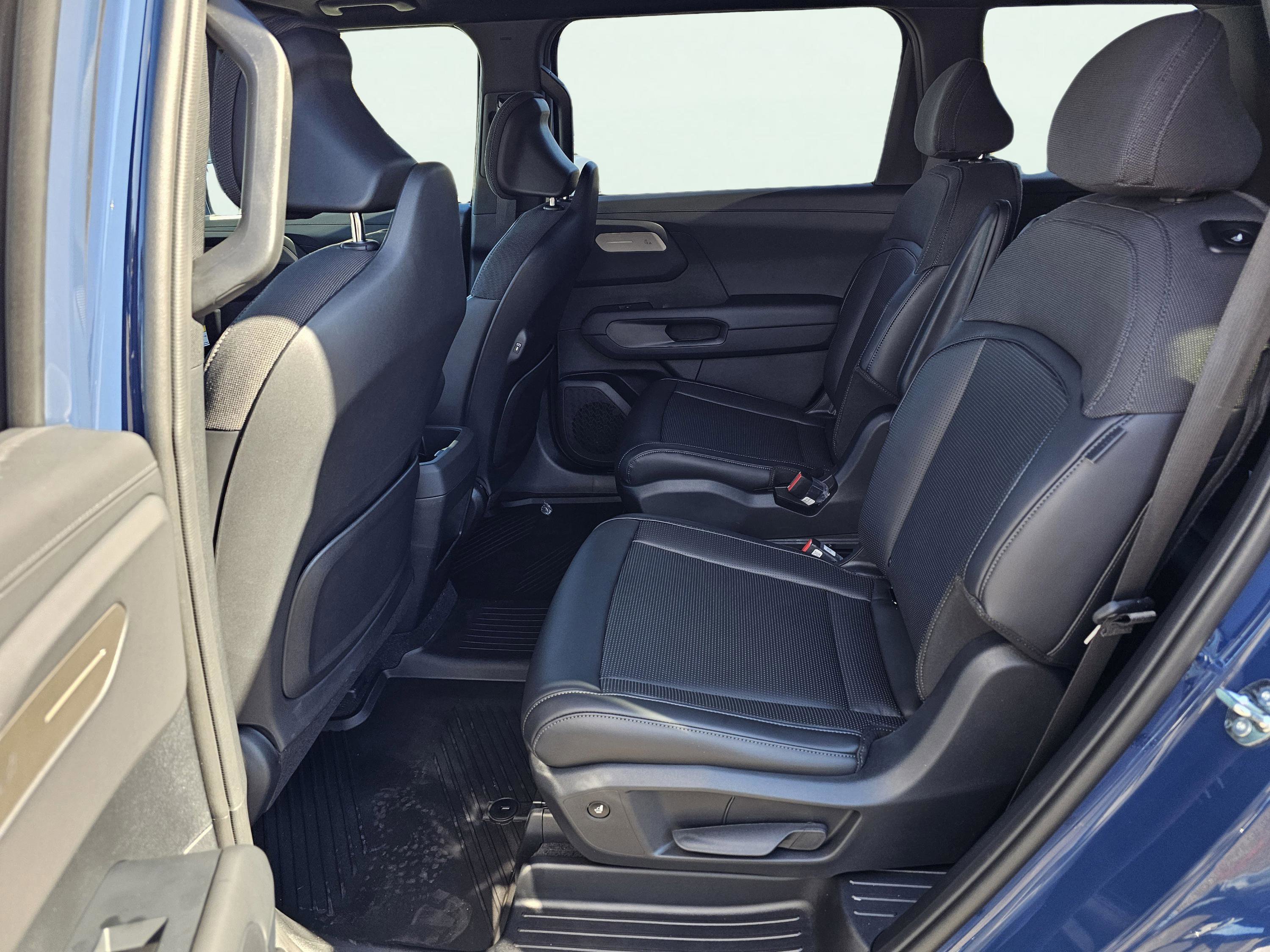 New 2027 Kia Telluride S image 31