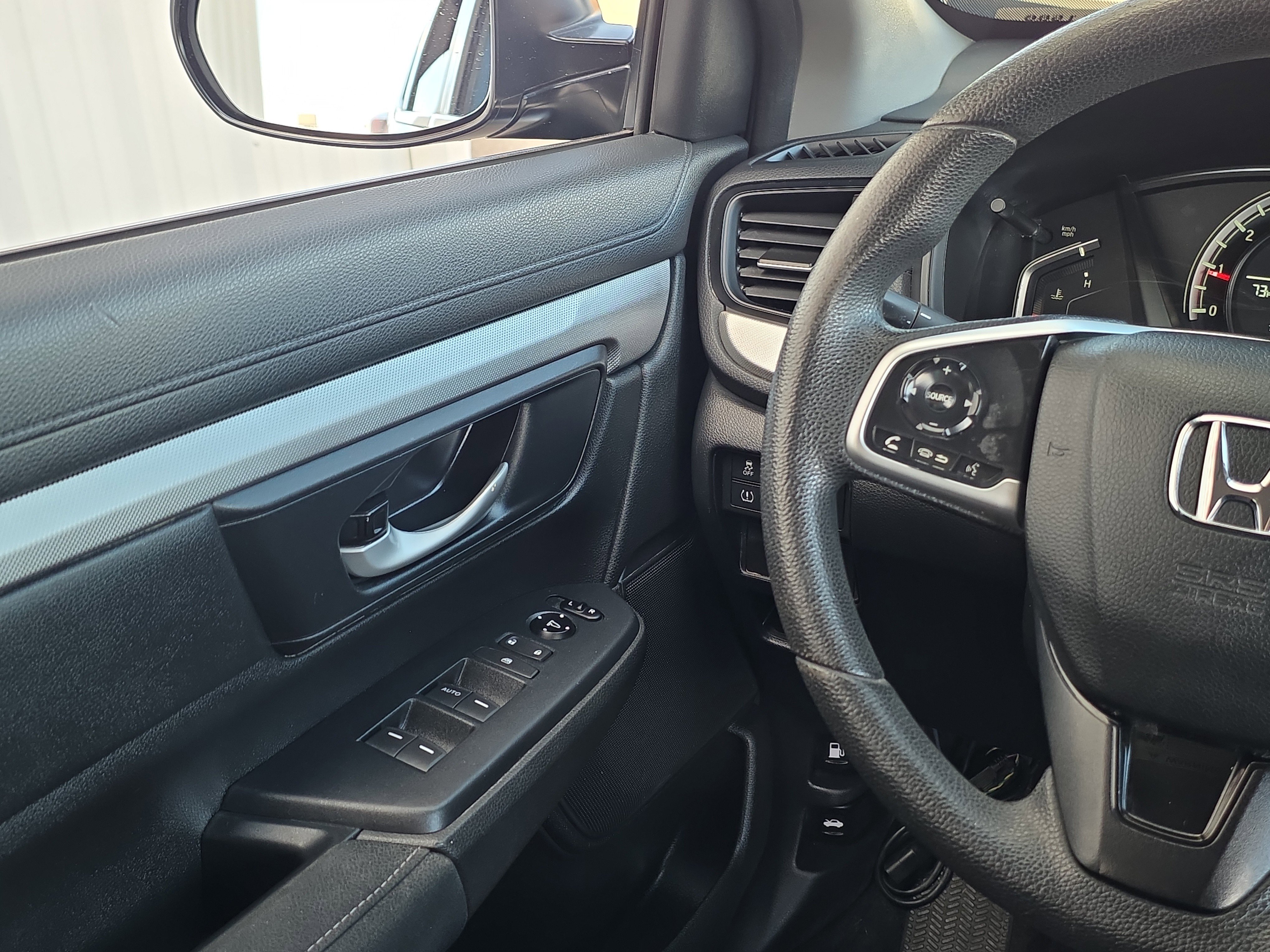 Used 2019 Honda CR-V LX image 24