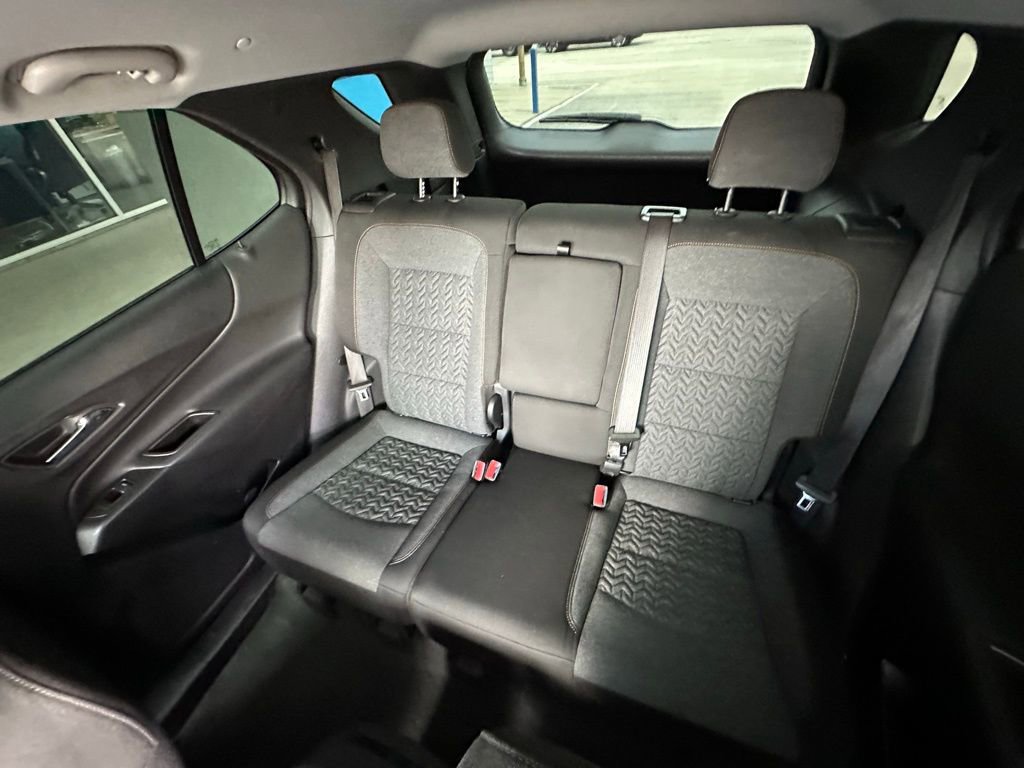Used 2023 Chevrolet Equinox LT FWD image 23