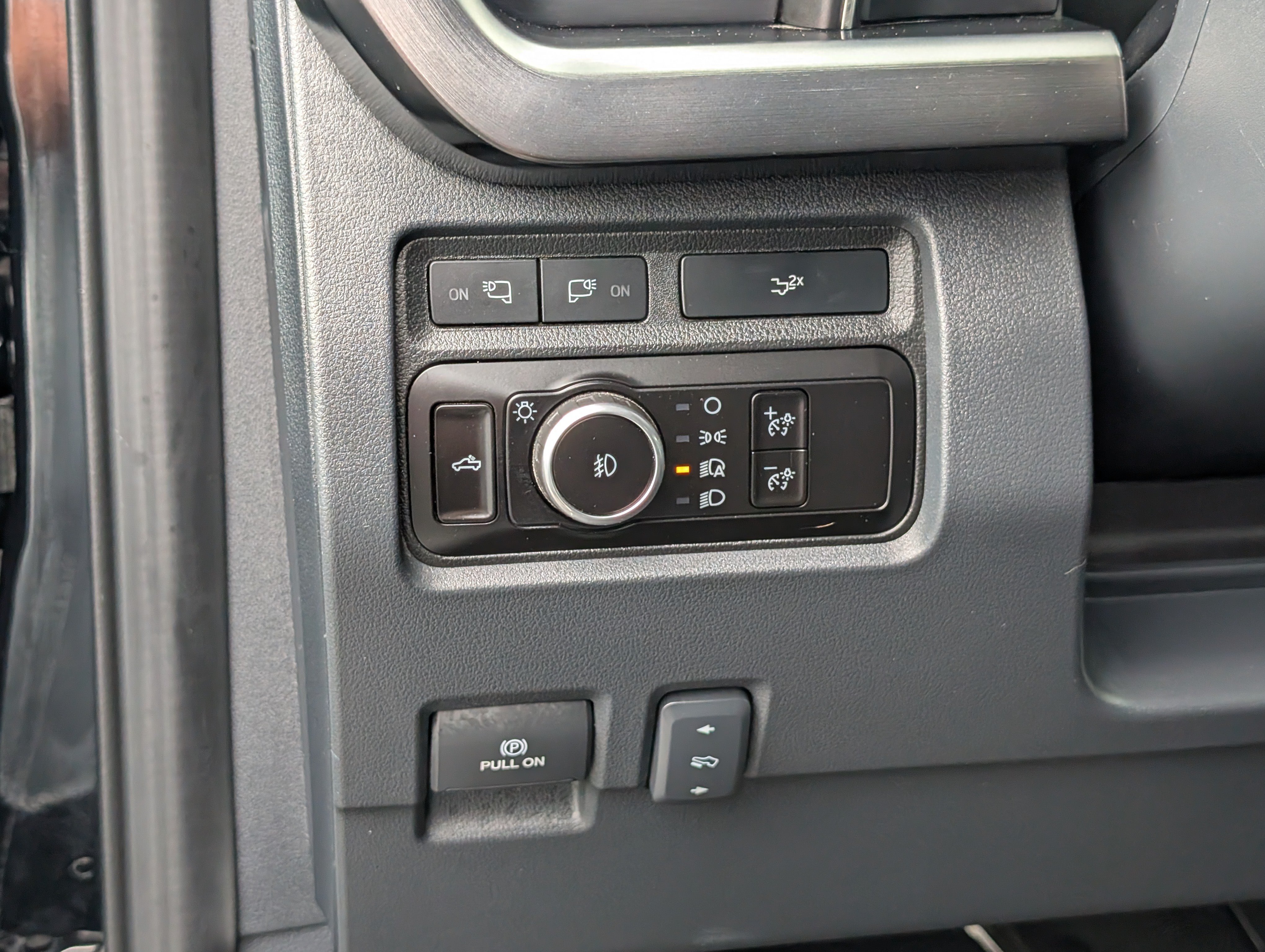 Certified 2023 Ford F350 Lariat AWD/4WD image 23