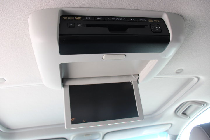 Used 2009 Toyota Sienna XLE image 14