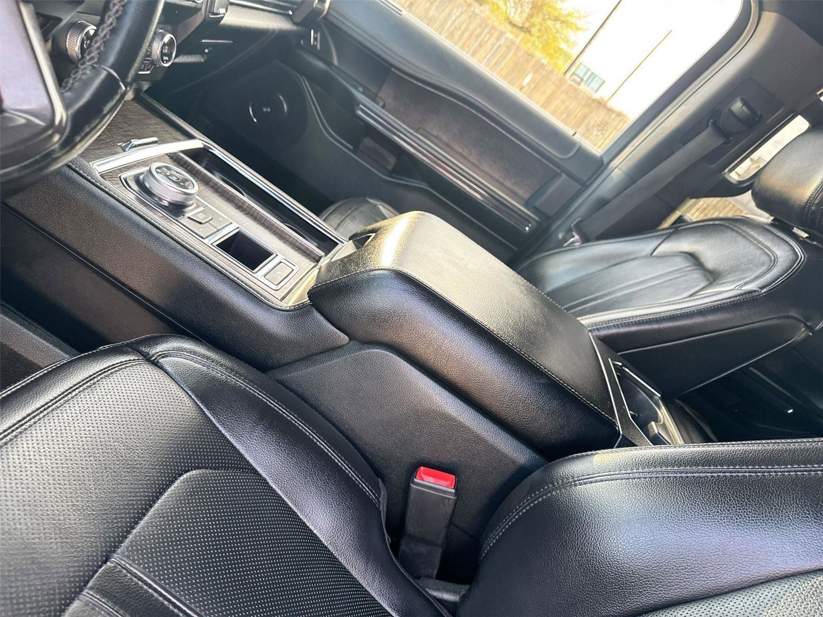 Certified 2021 Ford Expedition Max Limited RWD image 23