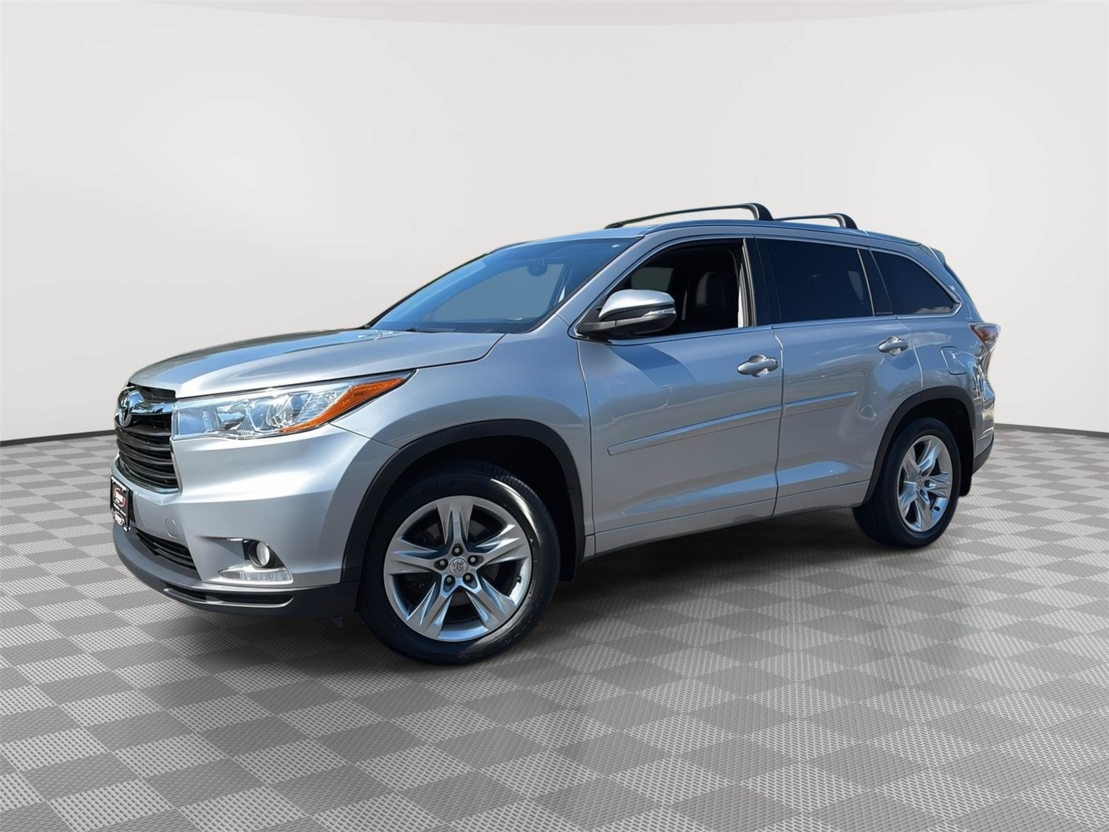 Used 2015 Toyota Highlander Limited AWD/4WD image 1