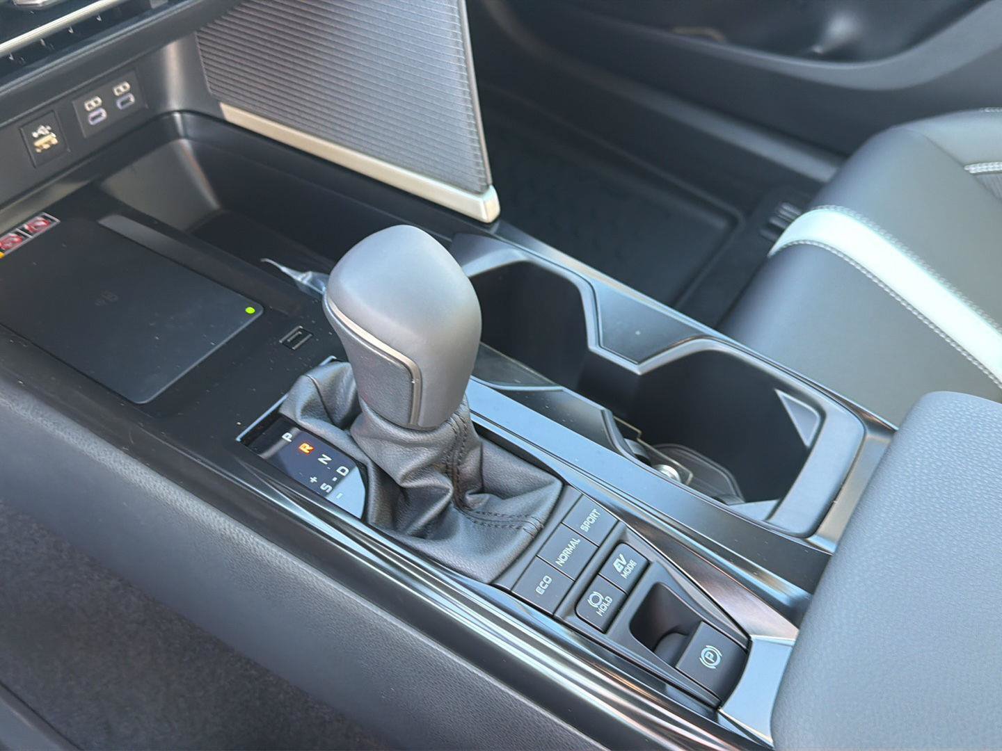 New 2026 Toyota Camry SE FWD image 27