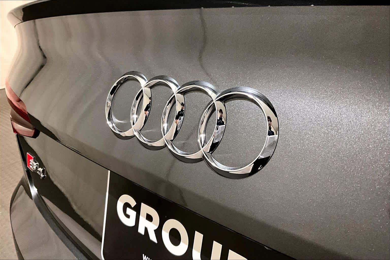 Used 2018 Audi S4 Premium Plus w/ Navigation Package AWD/4WD image 32