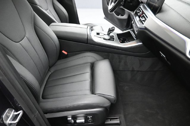 Used 2019 BMW X5 xDrive40i w/ Convenience Package AWD/4WD image 30