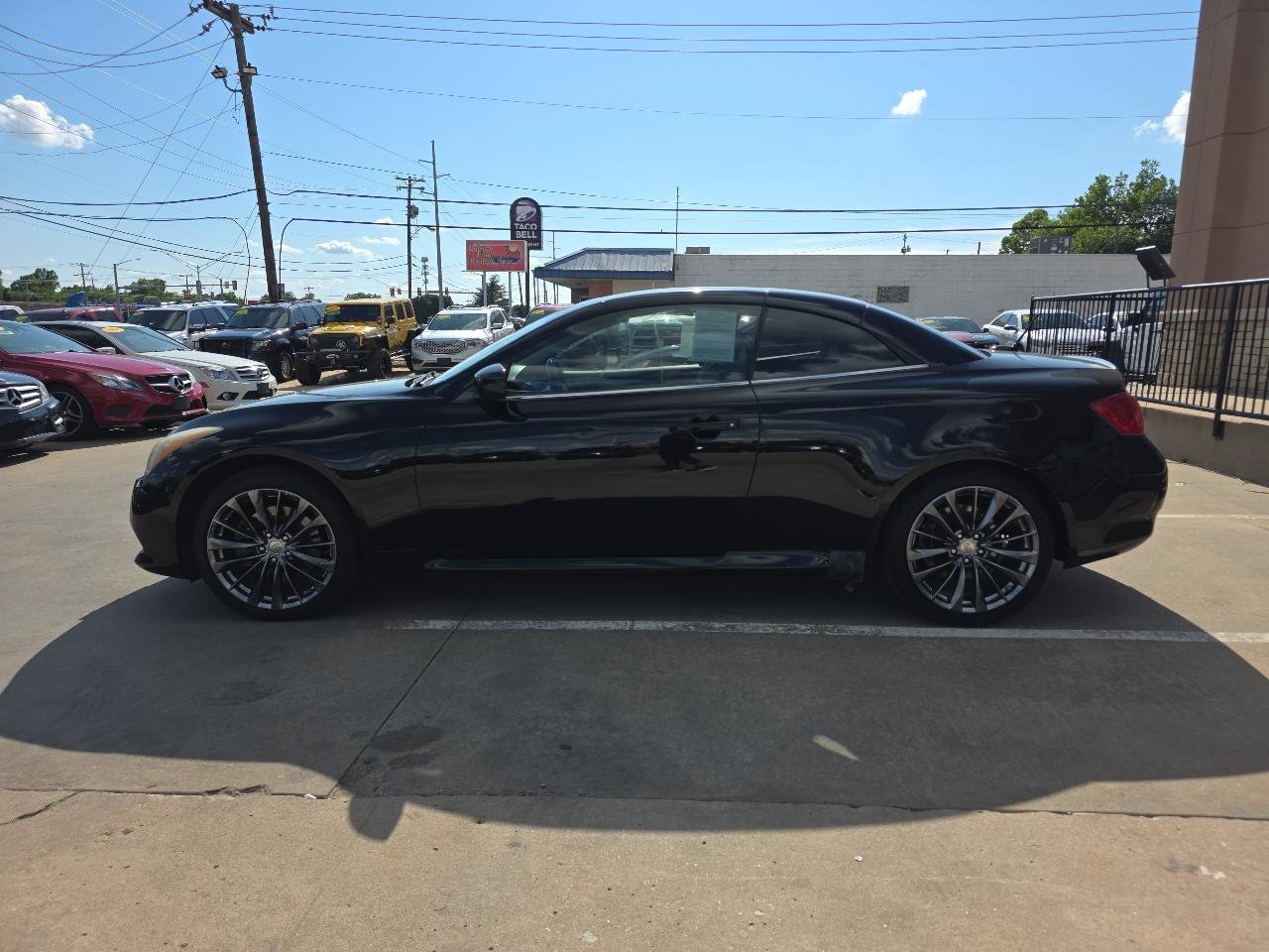 Used 2011 INFINITI G37 Convertible w/ Premium Pkg RWD image 8