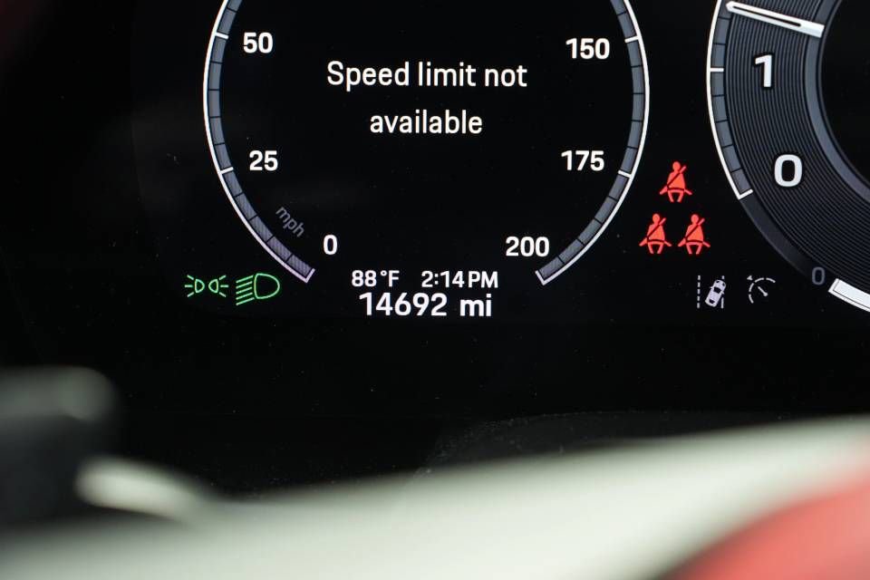 Certified 2025 Porsche 911 Carrera RWD image 15