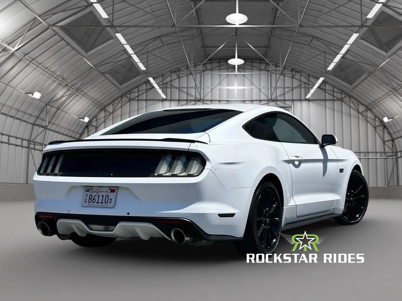 Used 2016 Ford Mustang GT w/ Black Accent Package RWD image 2