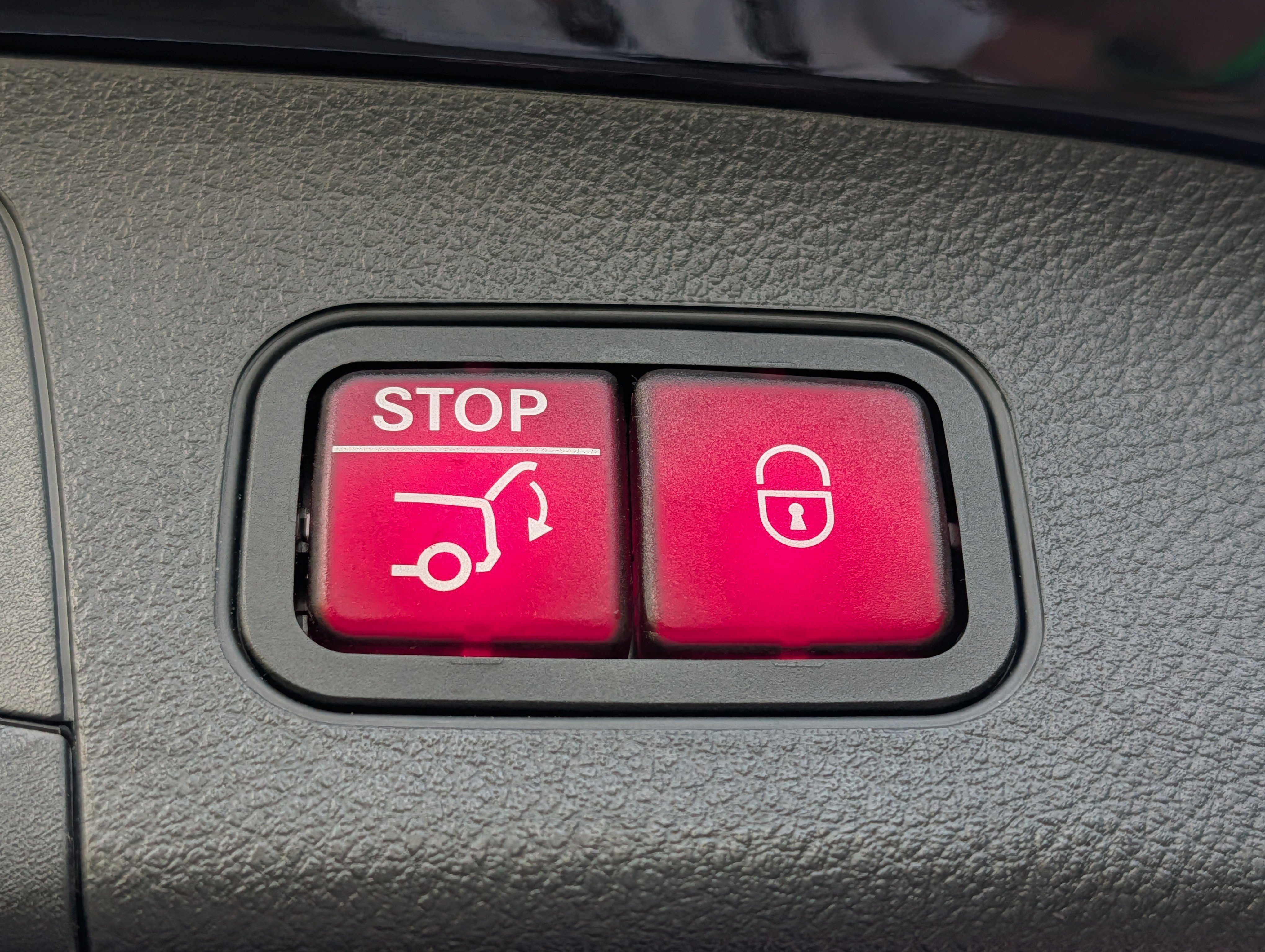 Used 2021 Mercedes-Benz GLA 250 4MATIC image 30