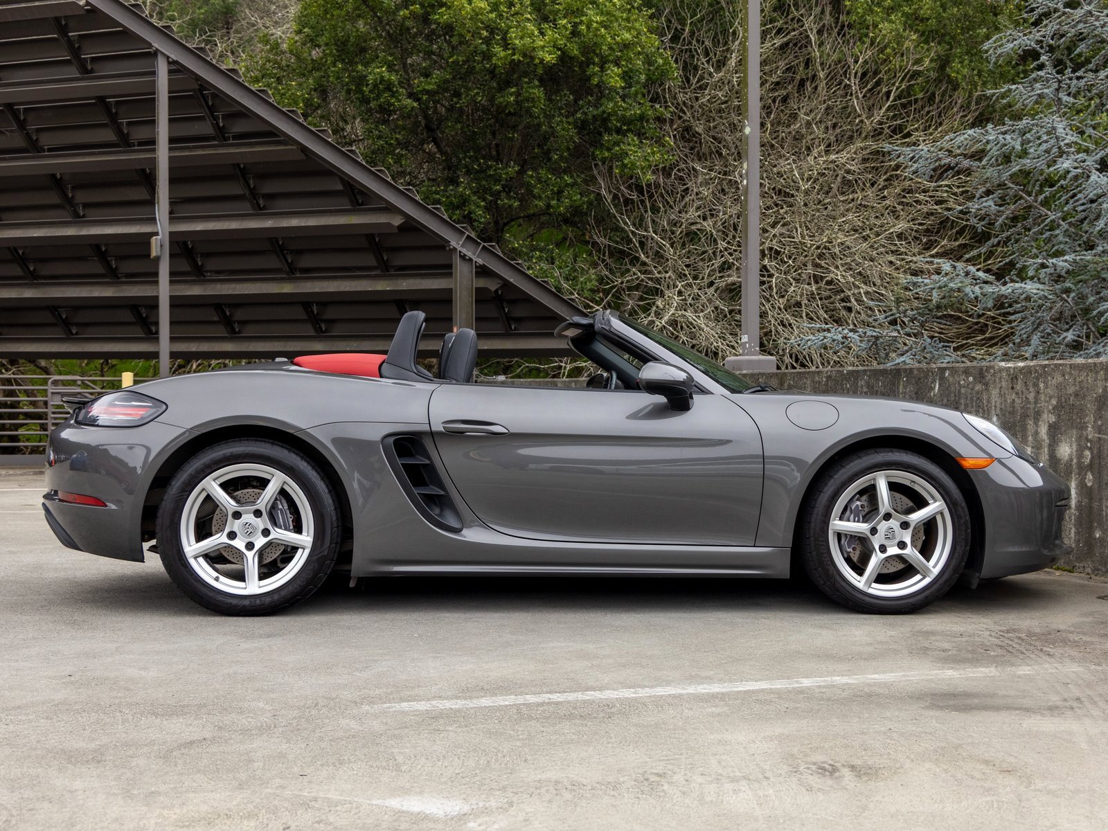 Certified 2017 Porsche 718 Boxster image 12