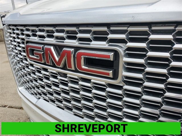 Used 2021 GMC Yukon Denali w/ Denali Ultimate Package image 32