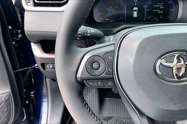 Used 2025 Toyota RAV4 Limited w/ Advanced Technology Package image 16