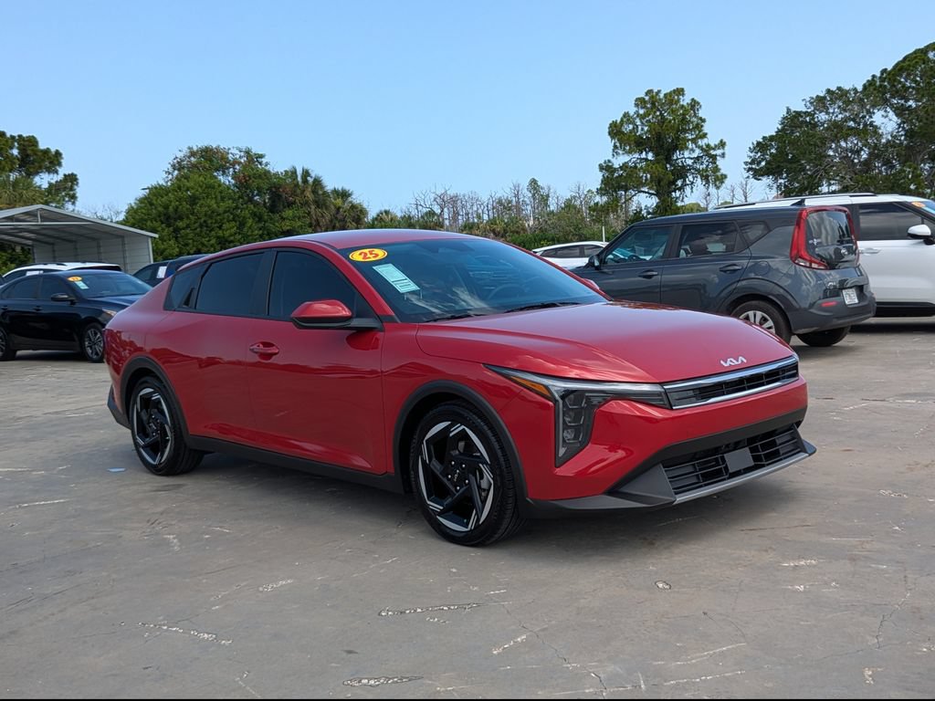 Certified 2025 Kia K4 EX FWD image 2