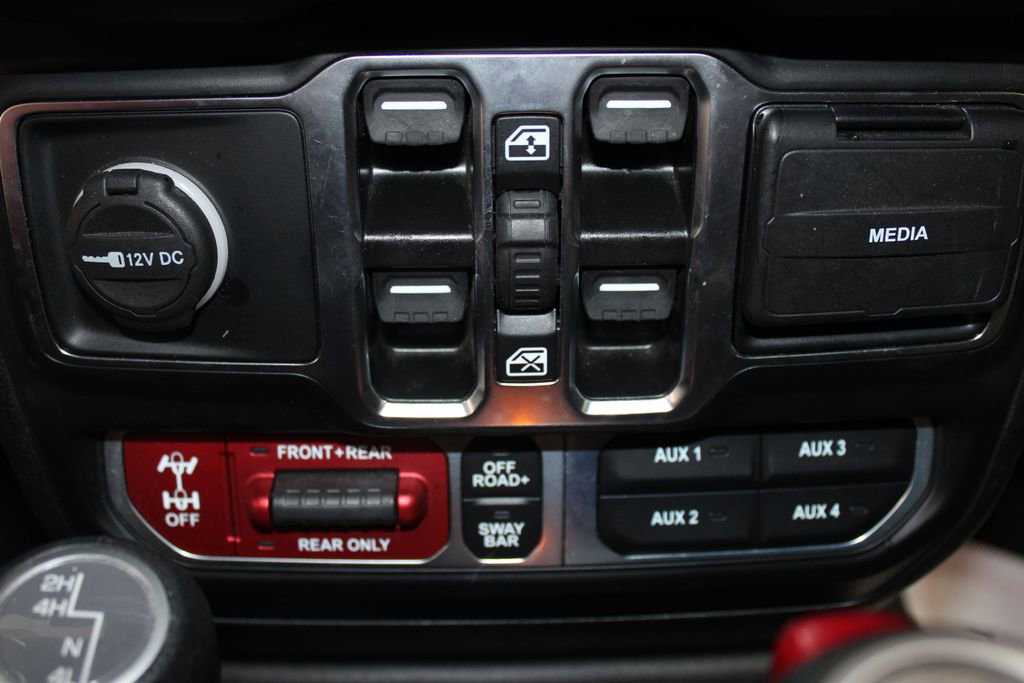 Used 2024 Jeep Wrangler Unlimited Rubicon image 48