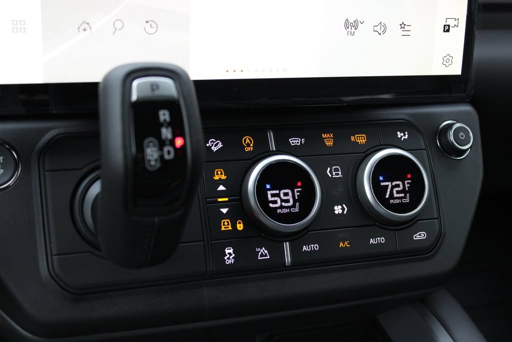 New 2026 Land Rover Defender 110 X-Dynamic SE AWD/4WD image 11