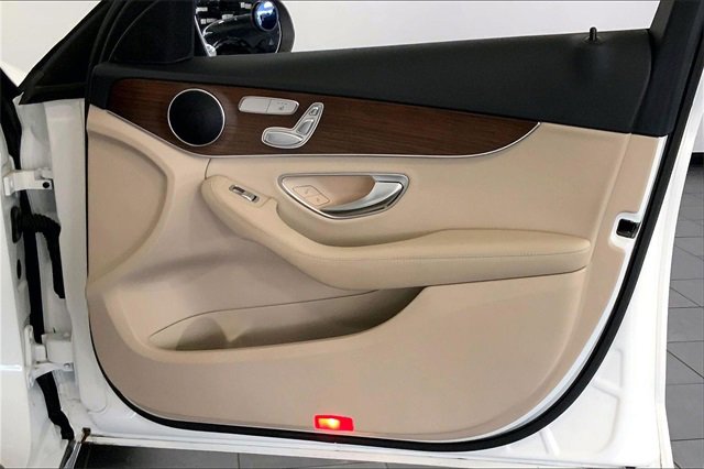 Used 2021 Mercedes-Benz C 300 Sedan image 24