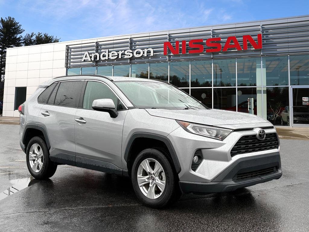 Used 2021 Toyota RAV4 XLE image 1