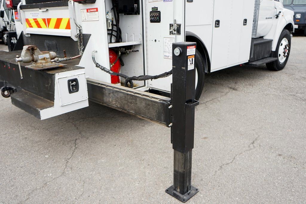 Used 2019 Ford F750 2WD Regular Cab Super Duty image 25