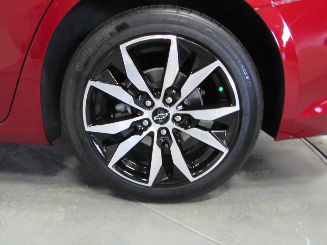 Used 2021 Chevrolet Malibu RS image 24