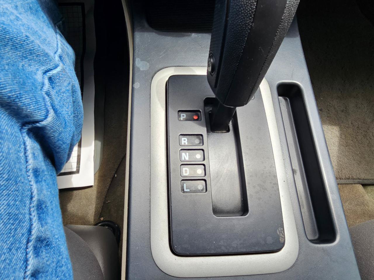 Used 2010 Ford Escape XLS FWD image 37