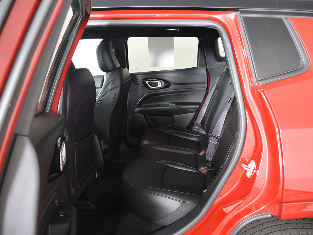 Used 2024 Jeep Compass Limited w/ High Altitude Package AWD/4WD image 34