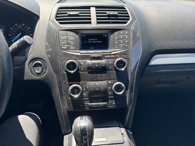 Used 2019 Ford Explorer XLT image 12