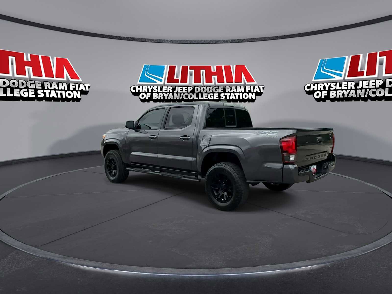 Used 2021 Toyota Tacoma SR w/ SR Convenience Package image 6