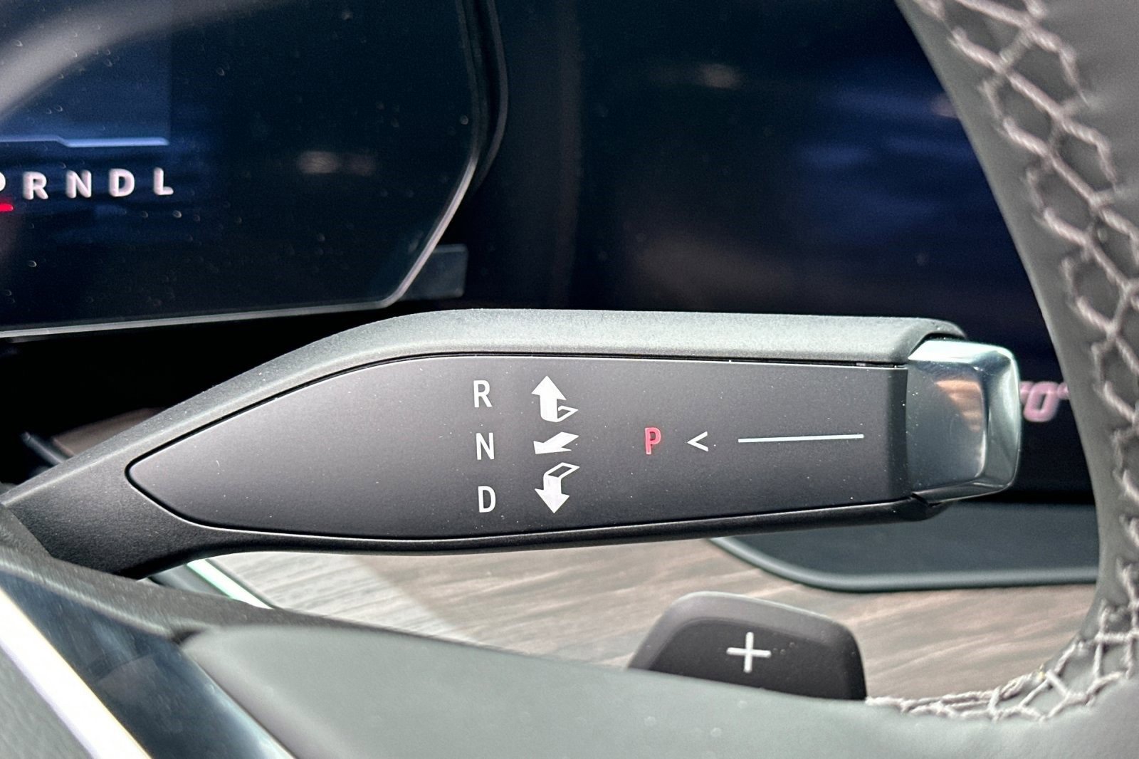 New 2025 Chevrolet Suburban Premier image 26