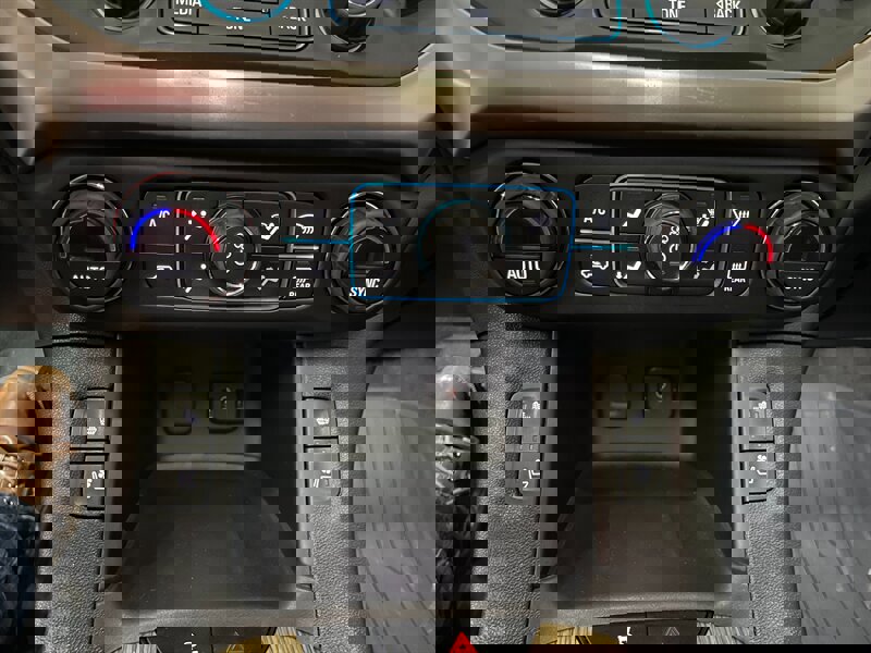 Used 2017 GMC Acadia Denali w/ Technology Package image 16